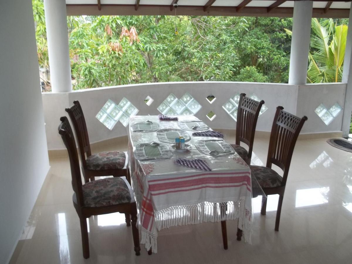 Anura Home Stay カルータラ エクステリア 写真