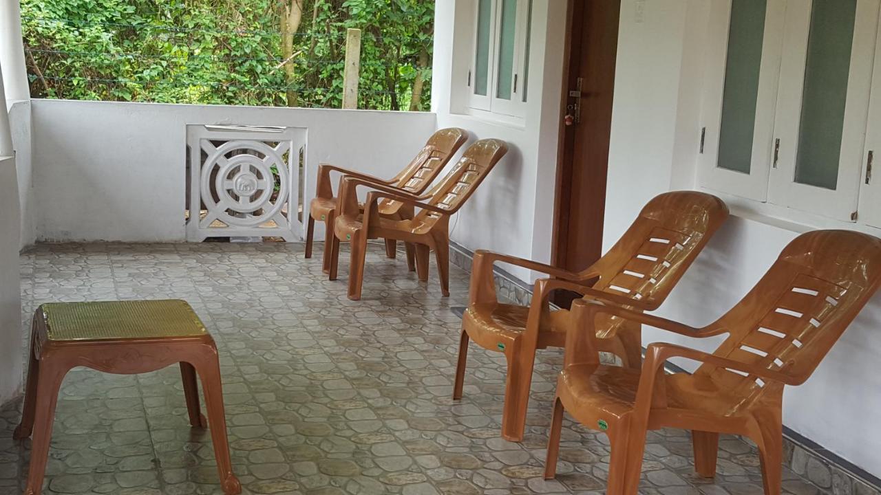 Anura Home Stay カルータラ エクステリア 写真