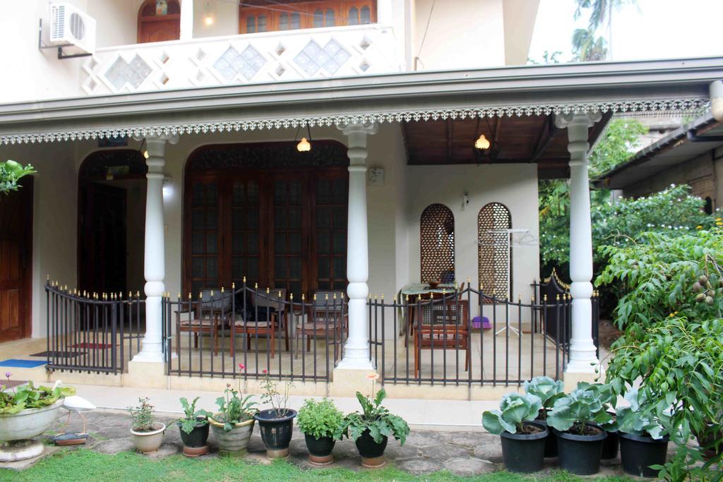 Anura Home Stay カルータラ エクステリア 写真