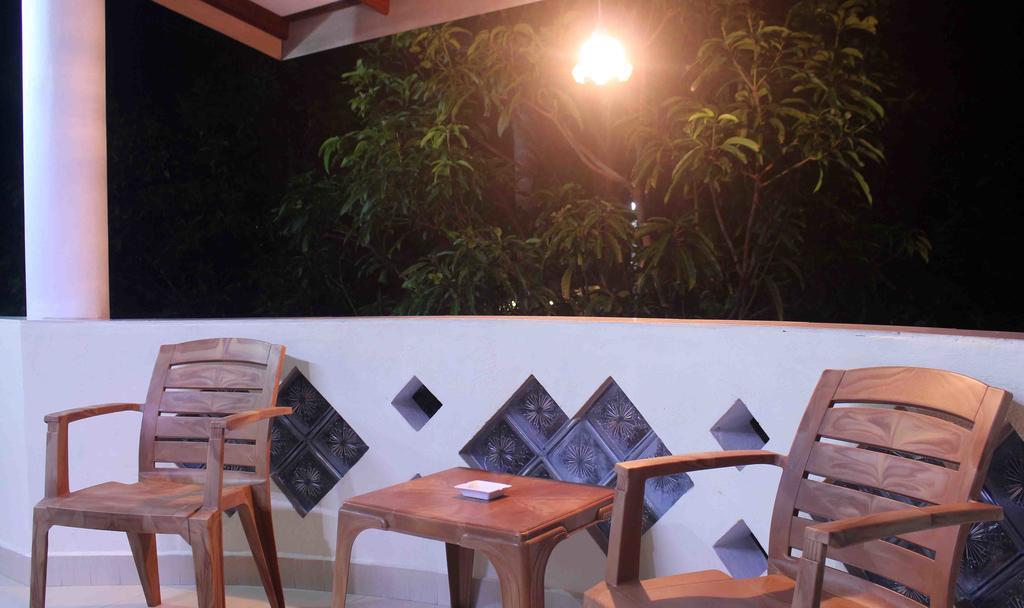 Anura Home Stay カルータラ エクステリア 写真