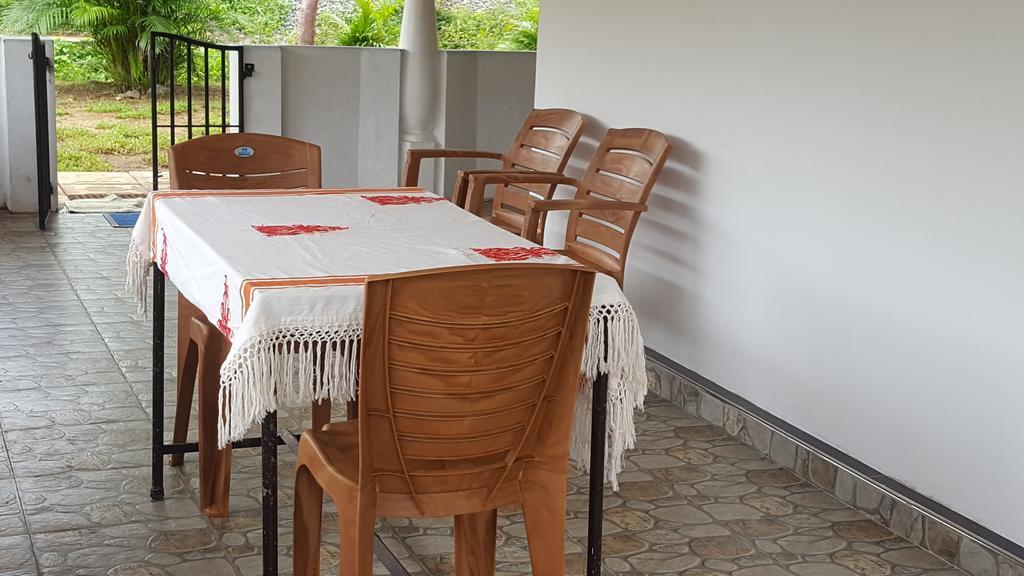 Anura Home Stay カルータラ エクステリア 写真
