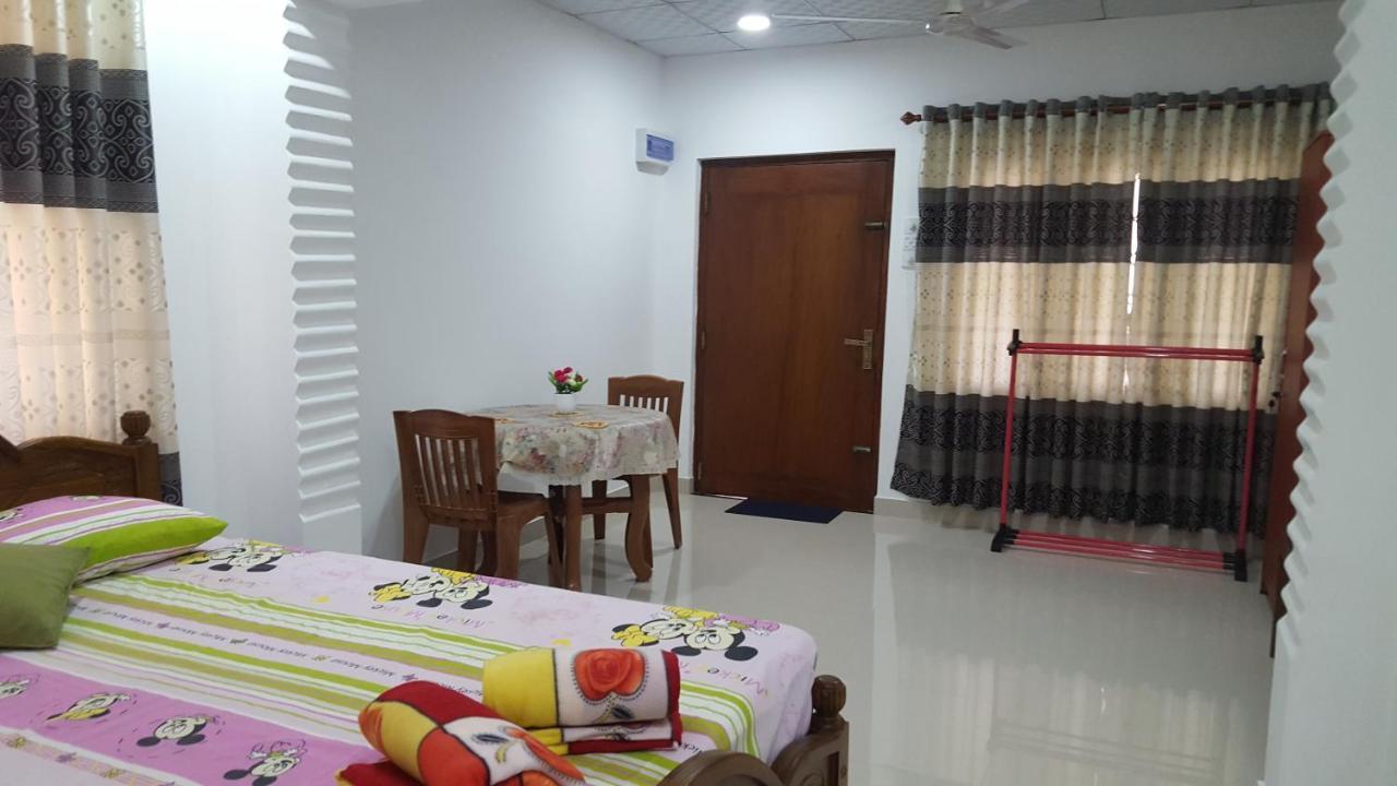 Anura Home Stay カルータラ エクステリア 写真